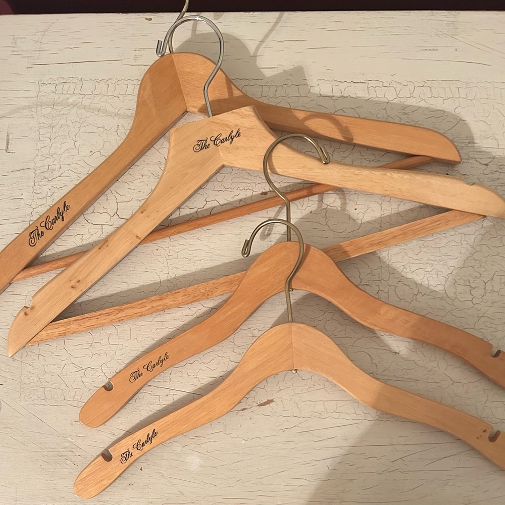 PRICE REDUCED! The Carlyle Wooden Hangers Set of 8